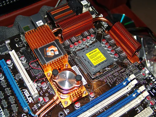 Geeknetic ASUS Maximus Extreme 5