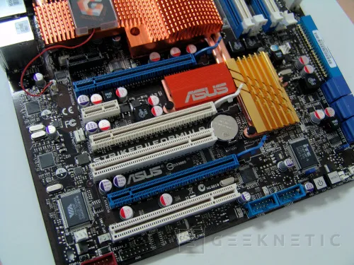 Geeknetic ASUS Striker 2 Formula. Primer contacto con la serie 7 de Nvidia 2