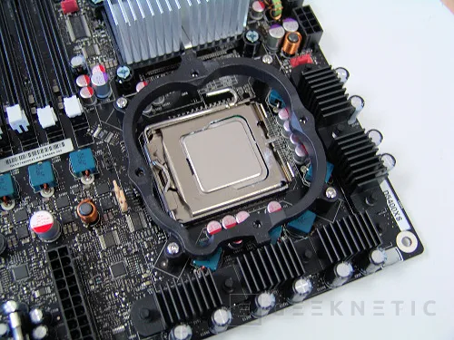 Geeknetic Intel Skulltrail 4GHz Vs. Core 2 Quad QX9770 4.8GHz 6