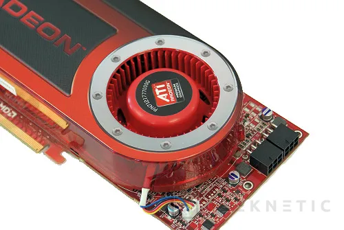 Geeknetic Radeon 4870 1GB. Montando un crossfire X3 8
