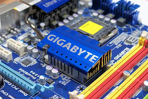 Geeknetic Gigabyte EP45-UD3P. La placa base maestra 4