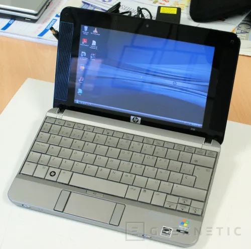 Geeknetic Comparativa de Netbooks de 8.9”. HP,Toshiba y ASUS frente a frente 8