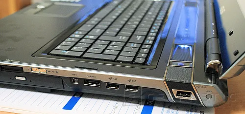 Geeknetic ASUS W90vp Notebook con Radeon Mobility 4870X2 10