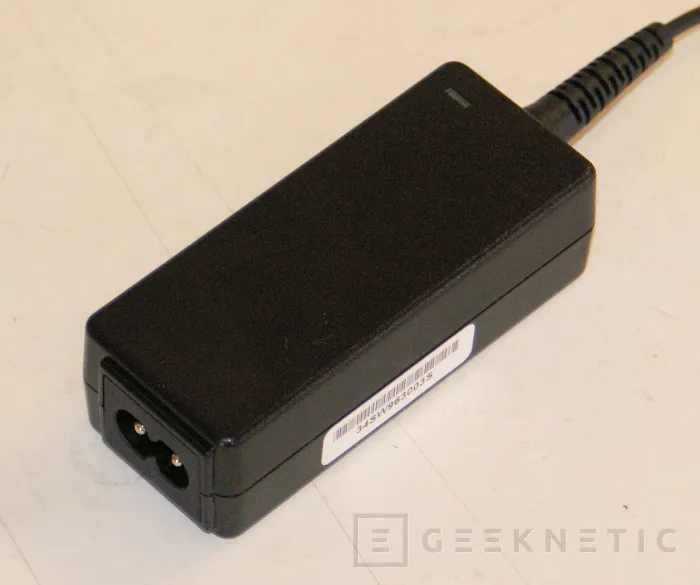 Geeknetic ASUS UX30. El mejor aspecto de las U Series 15