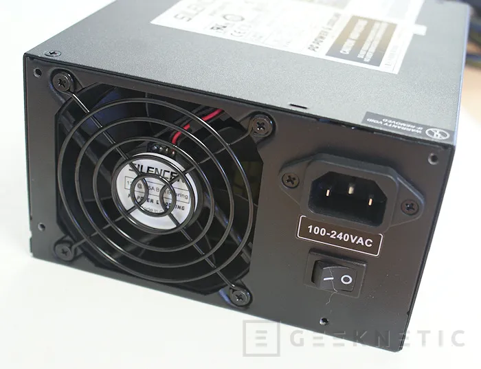 Geeknetic PC Power & Cooling Silencer 910W. La leyenda se renueva 5