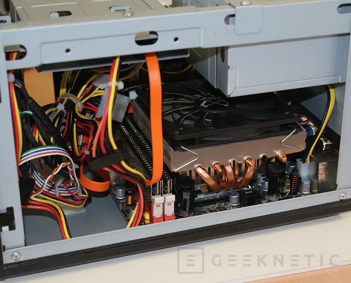 Geeknetic Potencial Mini-ITX para usuarios domésticos 11