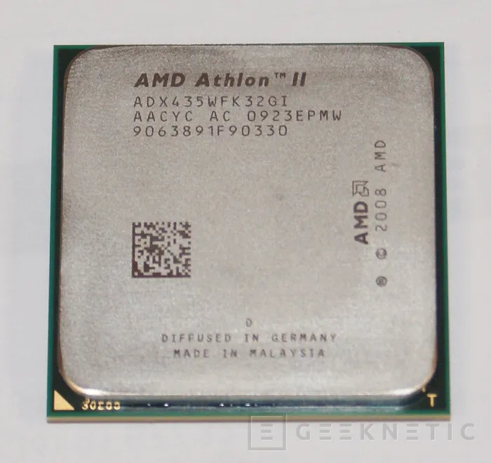 Geeknetic AMD Athlon 2 435. Tri-core a alta frecuencia 5