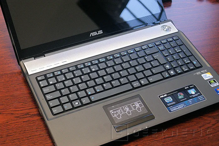 Geeknetic ASUS N61Vn Notebook. Buen equilibrio entre clase y agresividad 6