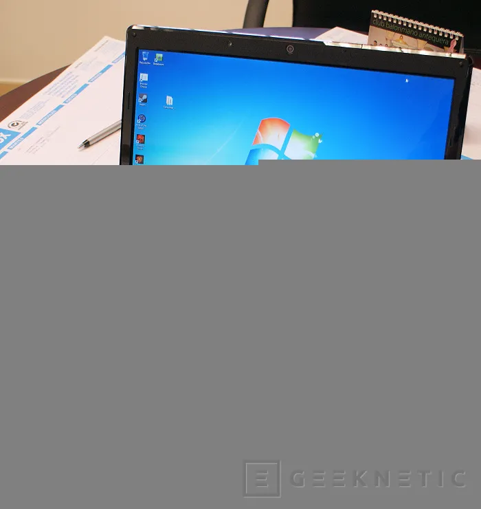 Geeknetic Notebook ASUS N71JV.  Nvidia Optimus, USB 3.0 y mucho mas 3