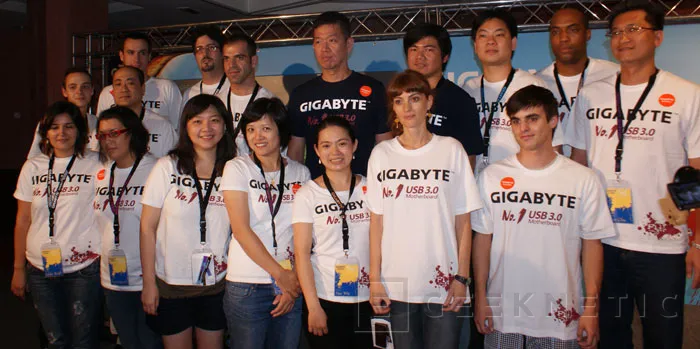 Geeknetic Competición de Overclocking GO OC 2010 de Gigabyte 17