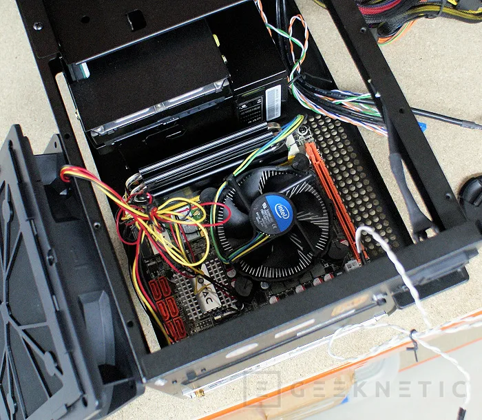 Geeknetic Silverstone Sugo 07. Hacia la estación de juegos Mini-ITX 12