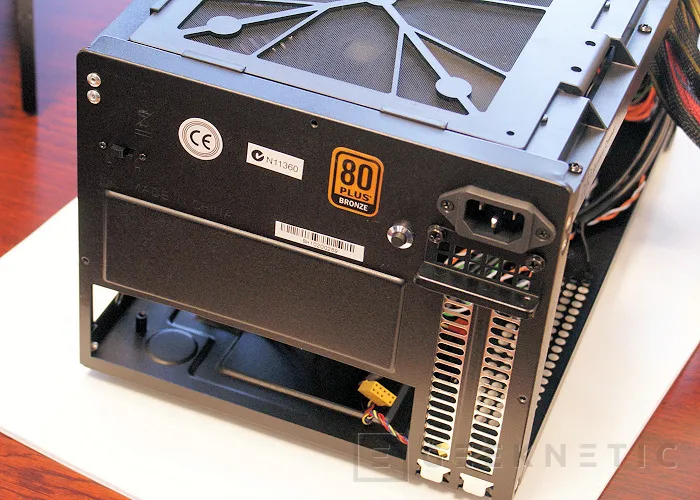 Geeknetic Silverstone Sugo 07. Hacia la estación de juegos Mini-ITX 4