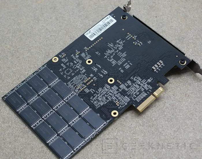 Geeknetic OCZ Revodrive PCI-Express SSD 120GB 5