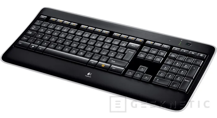 Geeknetic Logitech K800 illuminated Wireless Keyboard 1