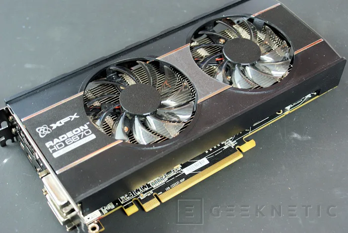 Geeknetic Zotac GTX 560 Ti Vs. XFX Radeon 6870 Black Edition, SLI Vs Crossfire 2