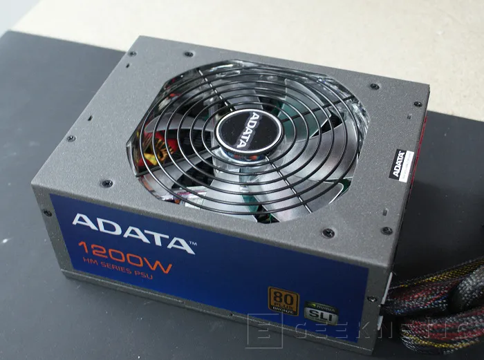 Geeknetic Fuente de alimentación ADATA 1200W HM Series 4