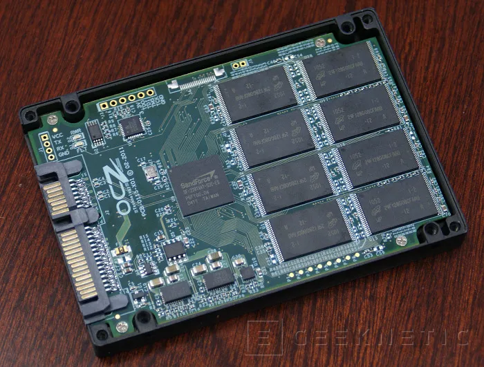 Geeknetic OCZ Vertex 3 SATA3 SSD. Primer generación SATA 6Gbps 3
