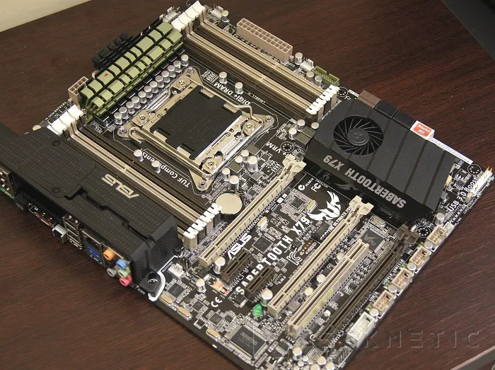 Geeknetic Comparativa placas base X79: MSI, Gigabyte, ASUS e Intel 5
