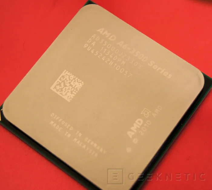 Geeknetic AMD APU A6-3500. Tres núcleos, mucha gráfica 2