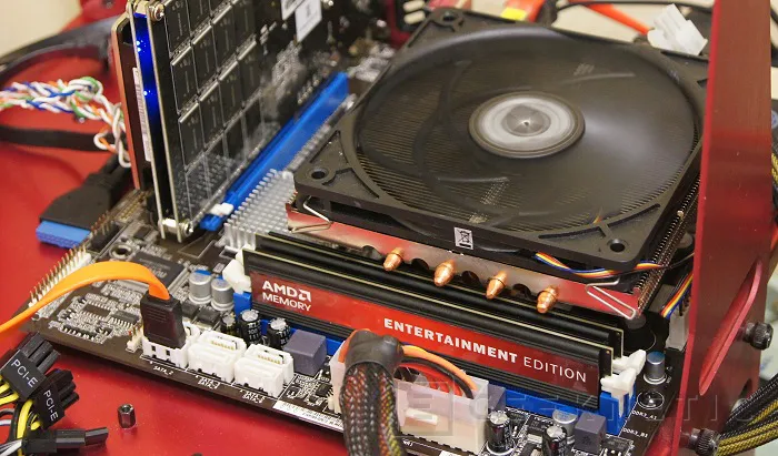 Geeknetic AMD APU A6-3500. Tres núcleos, mucha gráfica 6