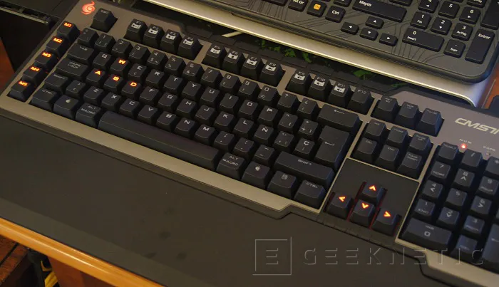 Geeknetic Cooler Master CM Storm Trigger Gaming Keyboard 7