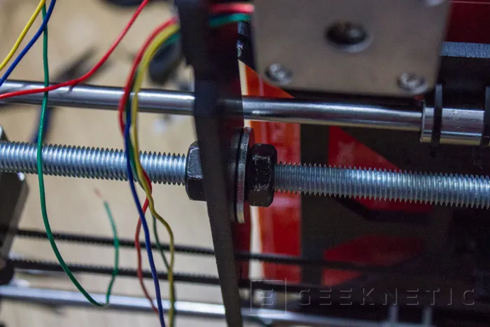 Geeknetic Cómo montar una impresora 3D casera 101