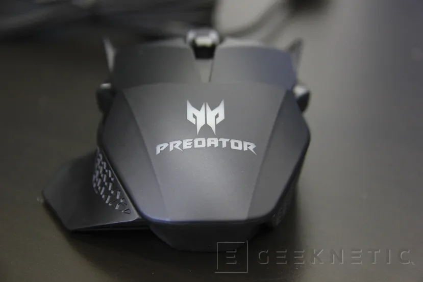 Geeknetic ACER Predator Cestus 500 16