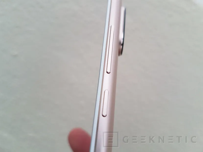 Geeknetic Review Smartphone Xiaomi Mi A2 3